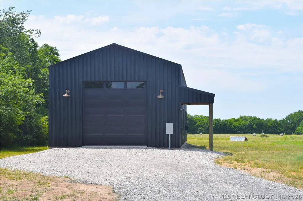21802 4250 ROAD Porter, OK 74454