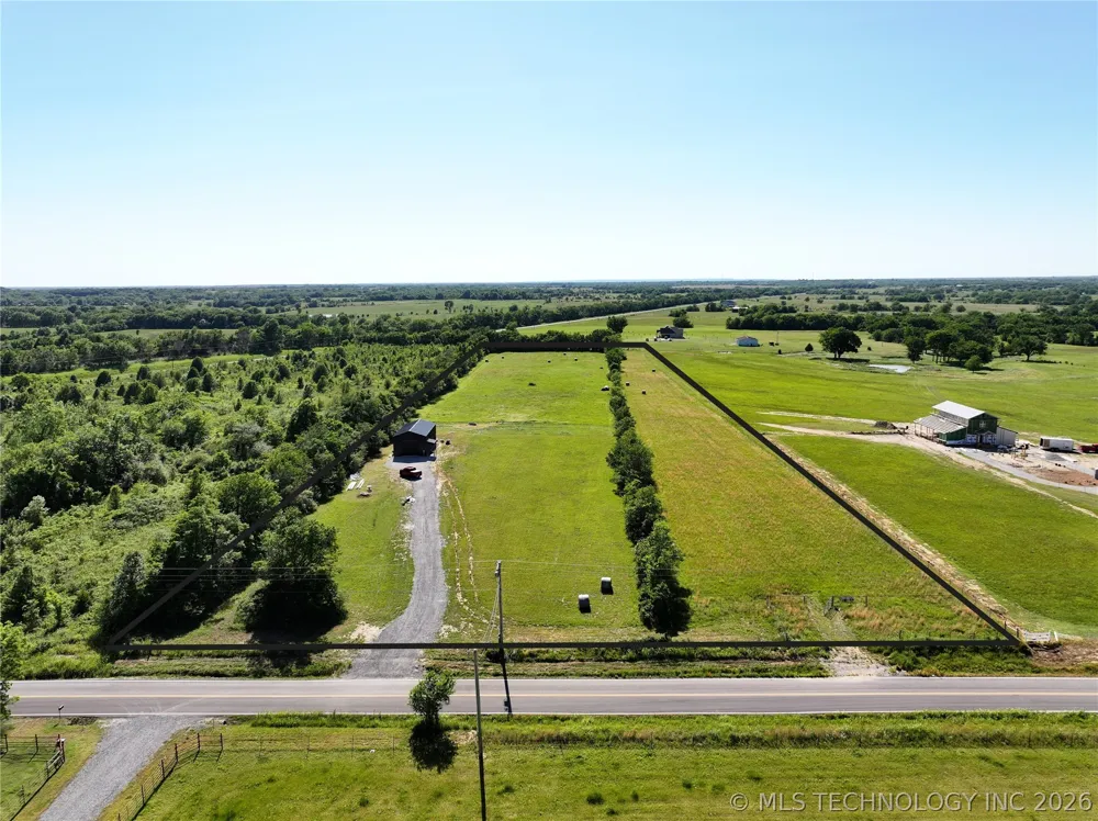 21802 4250 ROAD Porter, OK 74454