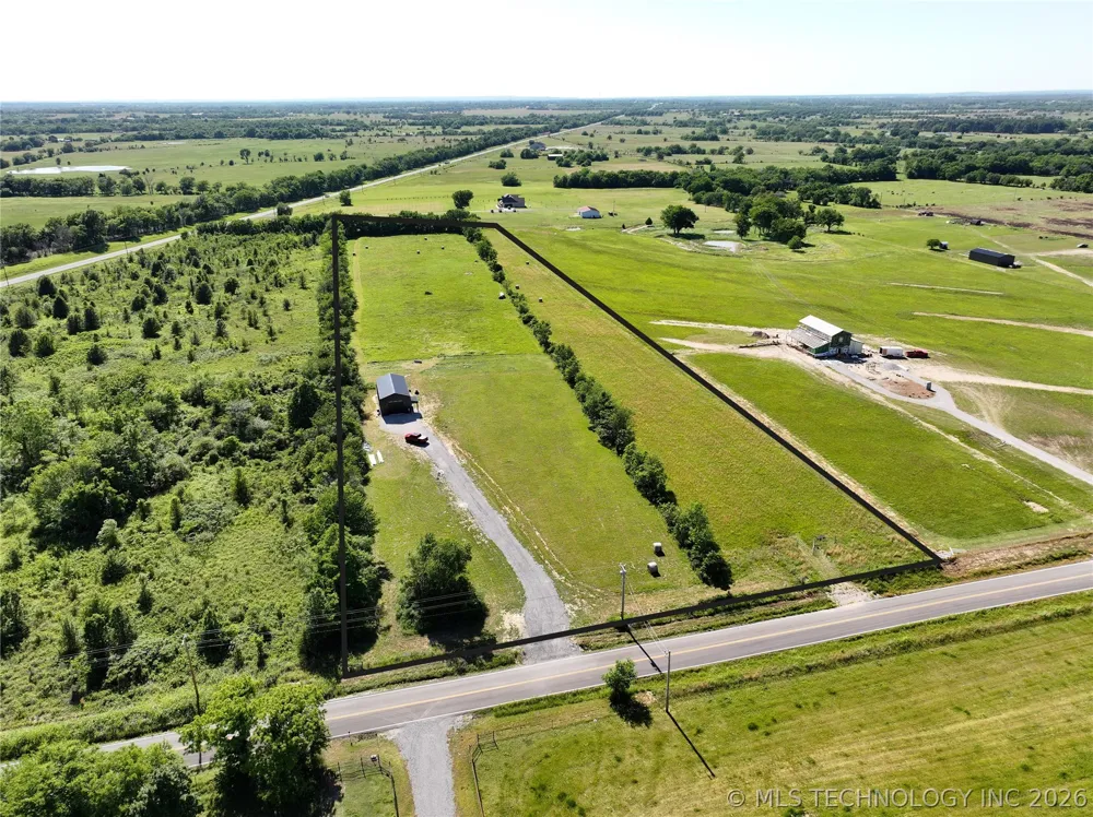 21802 4250 ROAD Porter, OK 74454