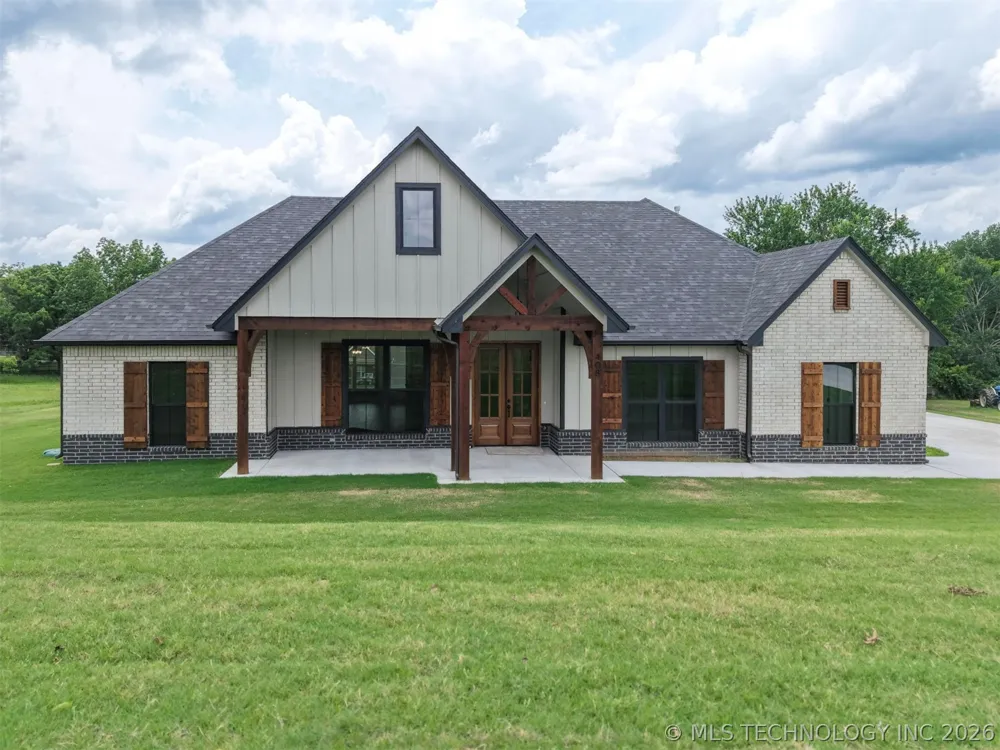 408 S Tall Chief Avenue Skiatook, OK 74070