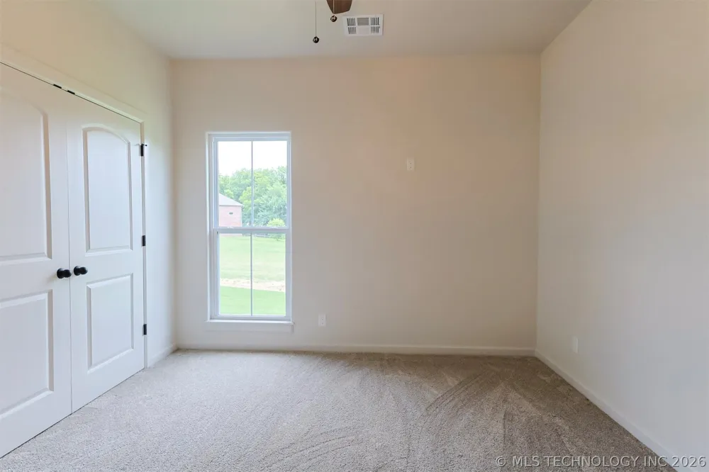 408 S Tall Chief Avenue Skiatook, OK 74070