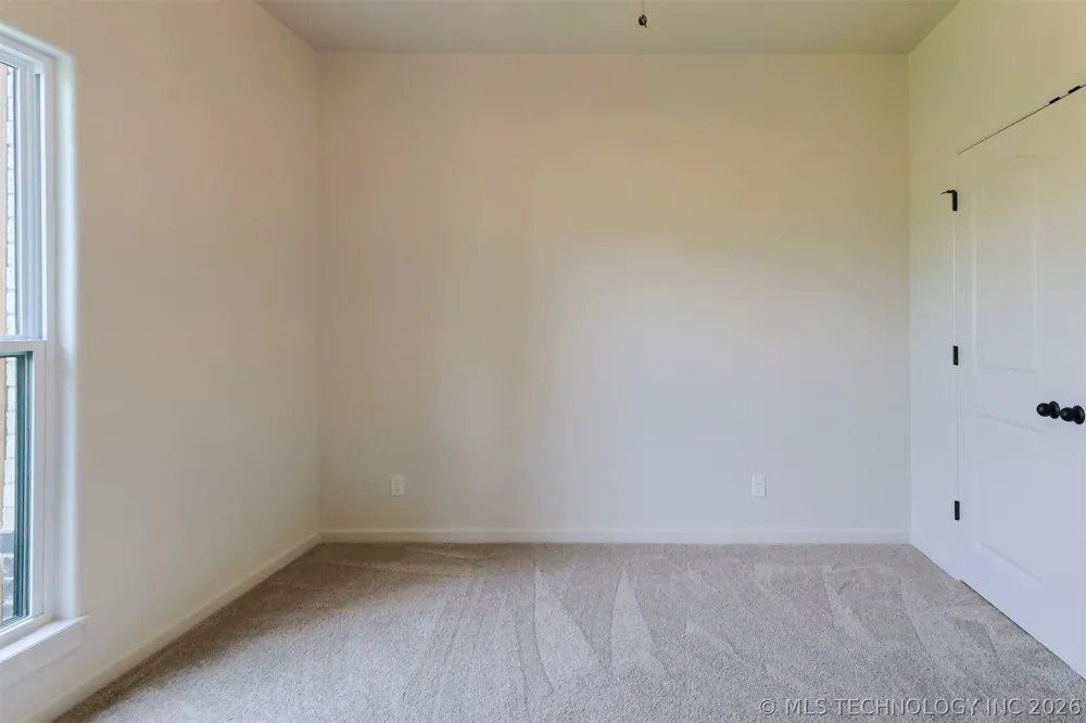 408 S Tall Chief Avenue Skiatook, OK 74070