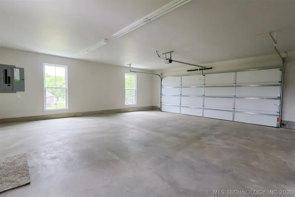 408 S Tall Chief Avenue Skiatook, OK 74070
