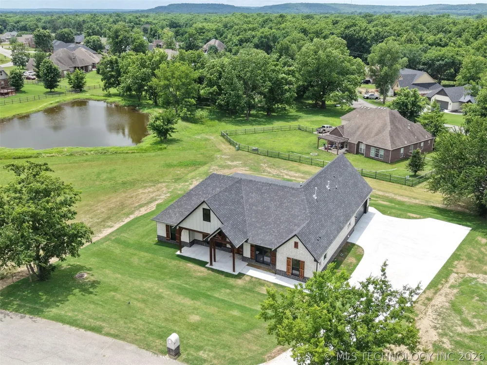 408 S Tall Chief Avenue Skiatook, OK 74070