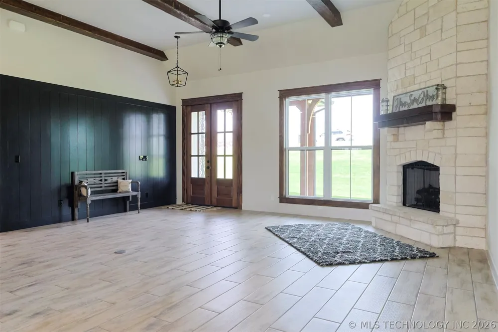 408 S Tall Chief Avenue Skiatook, OK 74070