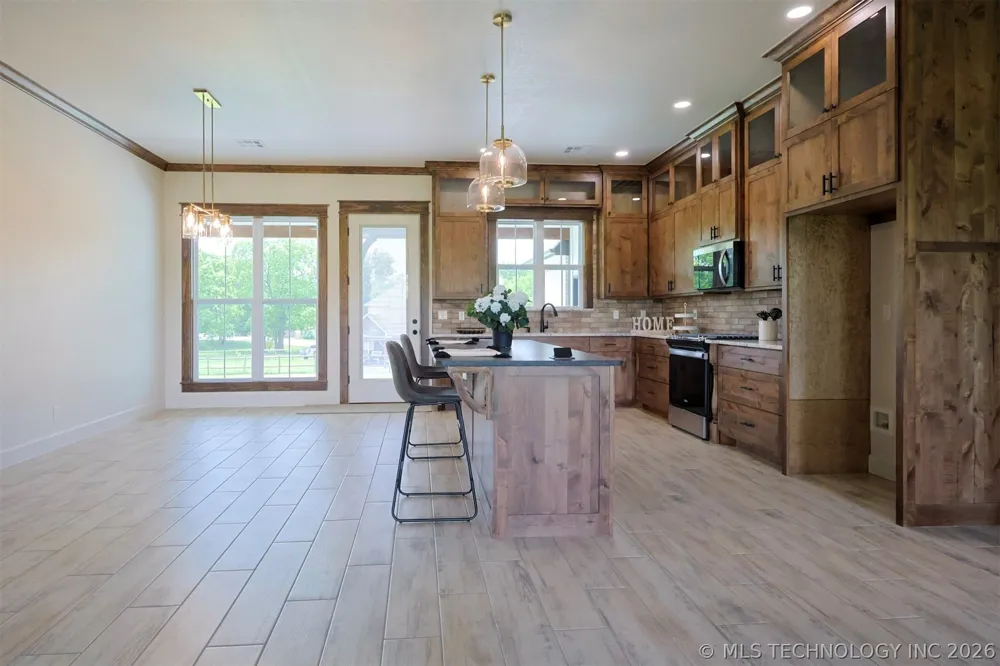 408 S Tall Chief Avenue Skiatook, OK 74070