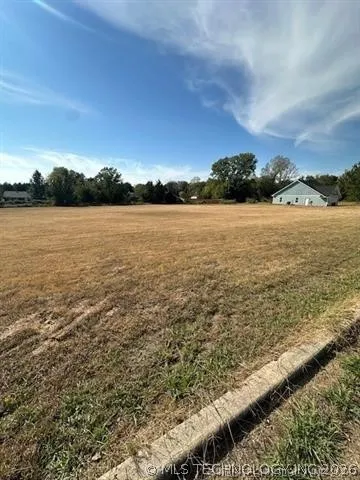 Lona Seminole, OK 74868