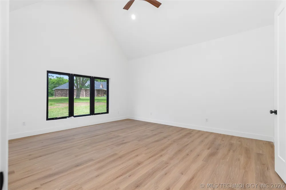 56107 E 300 ROAD Afton, OK 74331