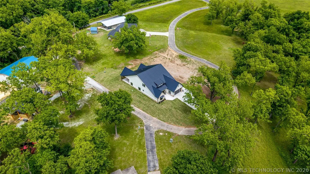 56107 E 300 ROAD Afton, OK 74331
