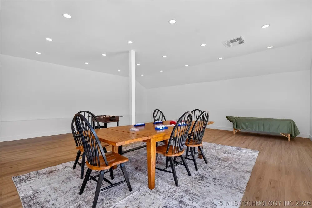 56107 E 300 ROAD Afton, OK 74331