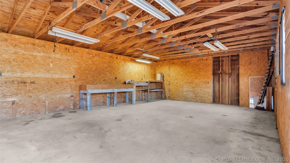 408 E Cherokee Street Marietta, OK 73448