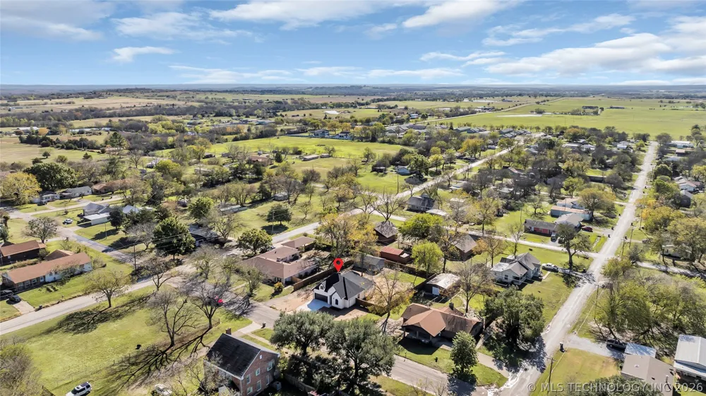 408 E Cherokee Street Marietta, OK 73448