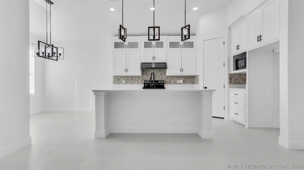 408 E Cherokee Street Marietta, OK 73448