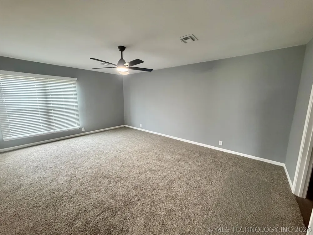 237 Hamilton Road Eufaula, OK 74432