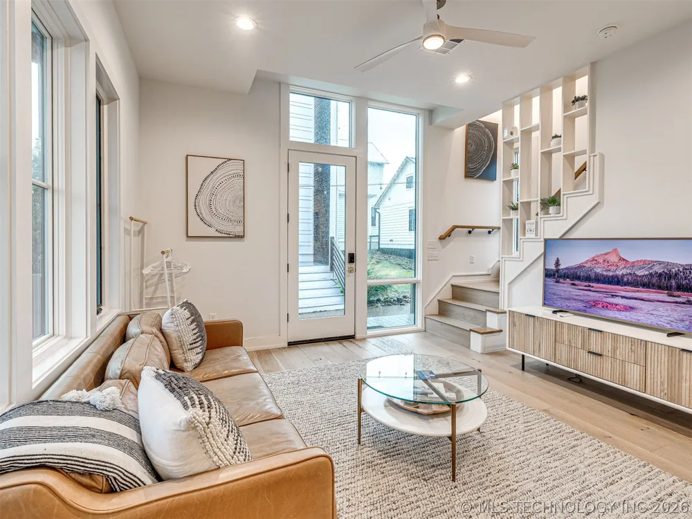 67 Lower Greenway #A Carlton Landing, OK 74432