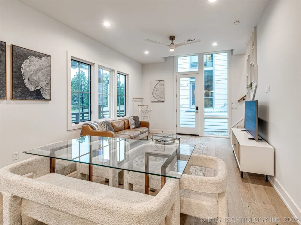 67 Lower Greenway #A Carlton Landing, OK 74432