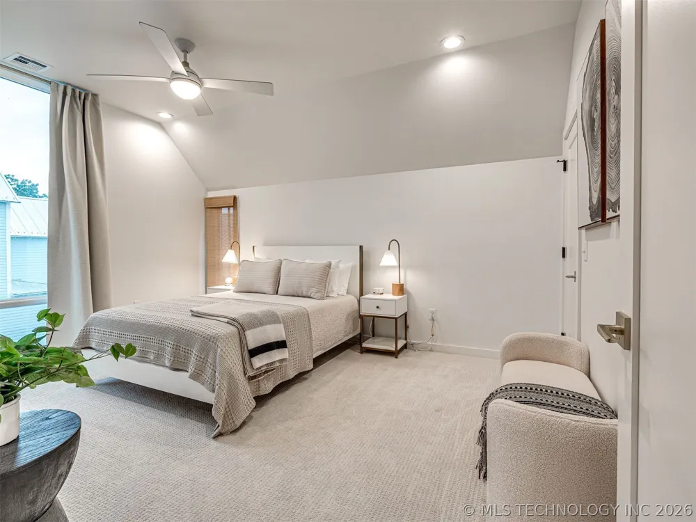 67 Lower Greenway #A Carlton Landing, OK 74432