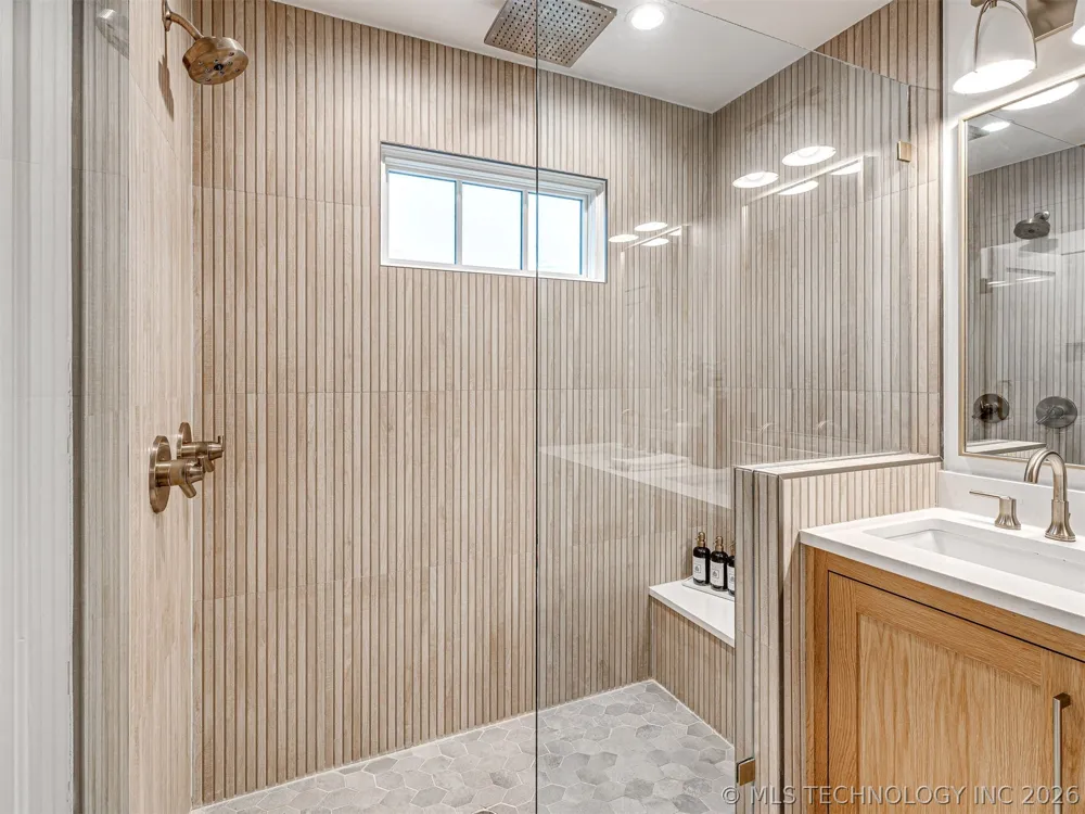 67 Lower Greenway #A Carlton Landing, OK 74432