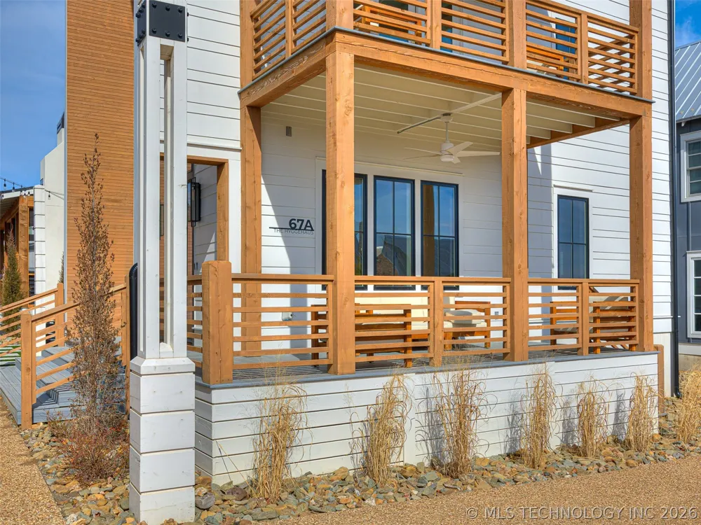 67 Lower Greenway #A Carlton Landing, OK 74432