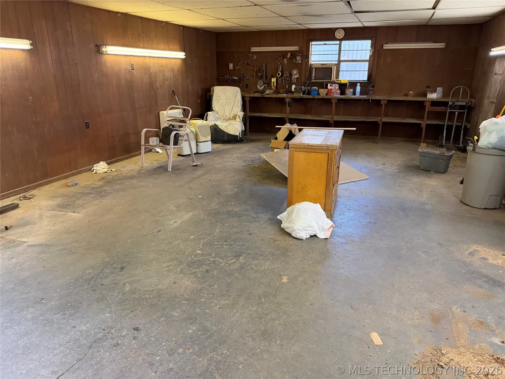 452961 E 1030 ROAD Vian, OK 74962