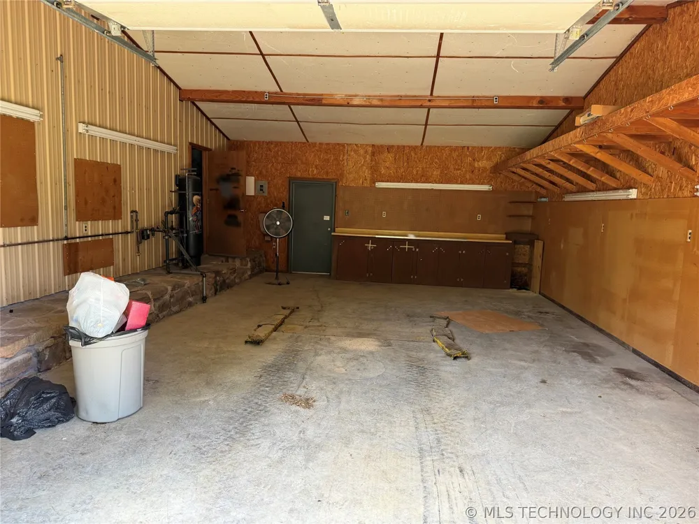 452961 E 1030 ROAD Vian, OK 74962