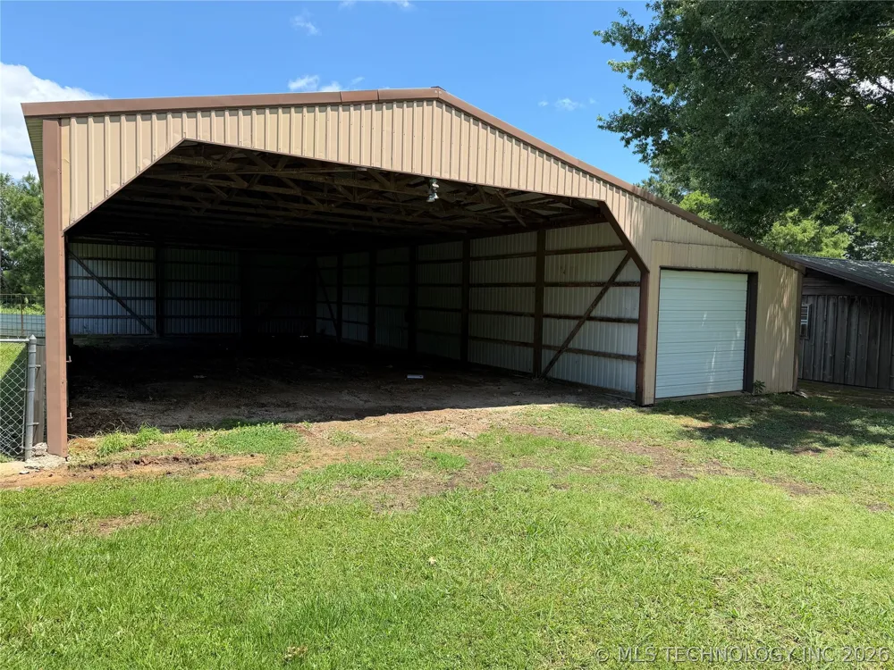 452961 E 1030 ROAD Vian, OK 74962