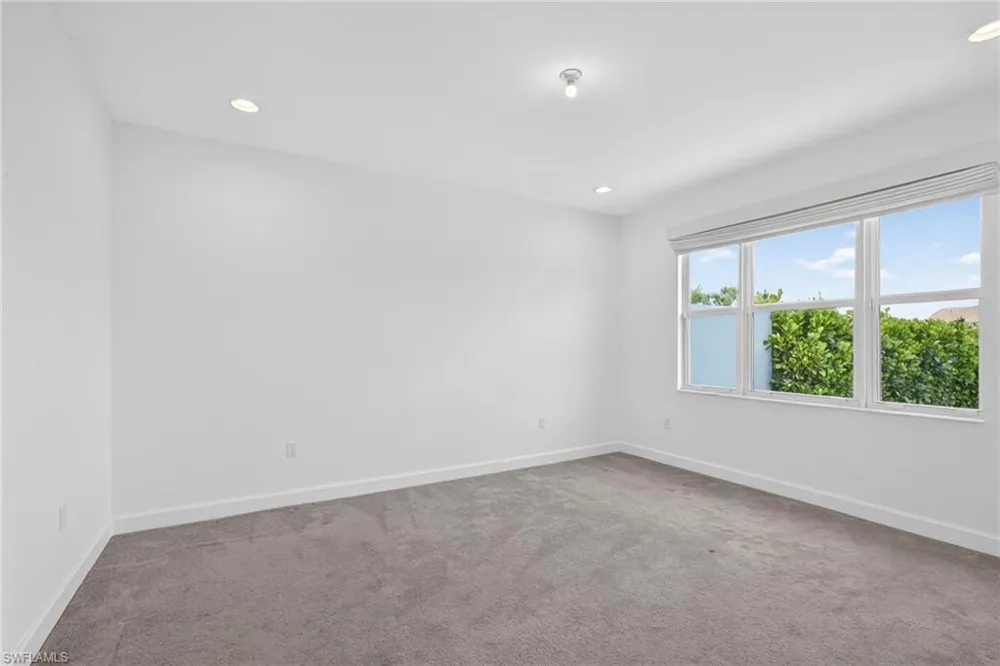 1349 HARVESTER XING Loxahatchee, FL 33470