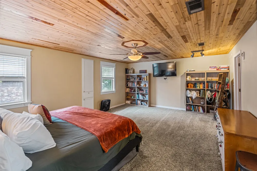243 Autumn Wood Trail Gun Barrel City, TX 75156