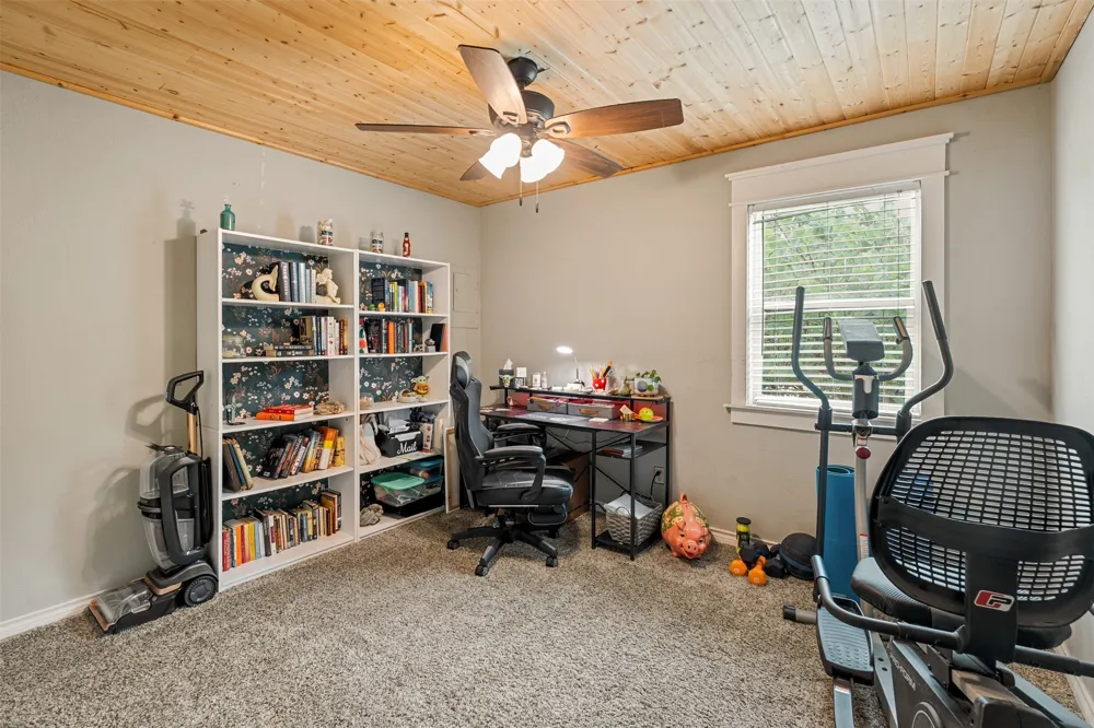 243 Autumn Wood Trail Gun Barrel City, TX 75156