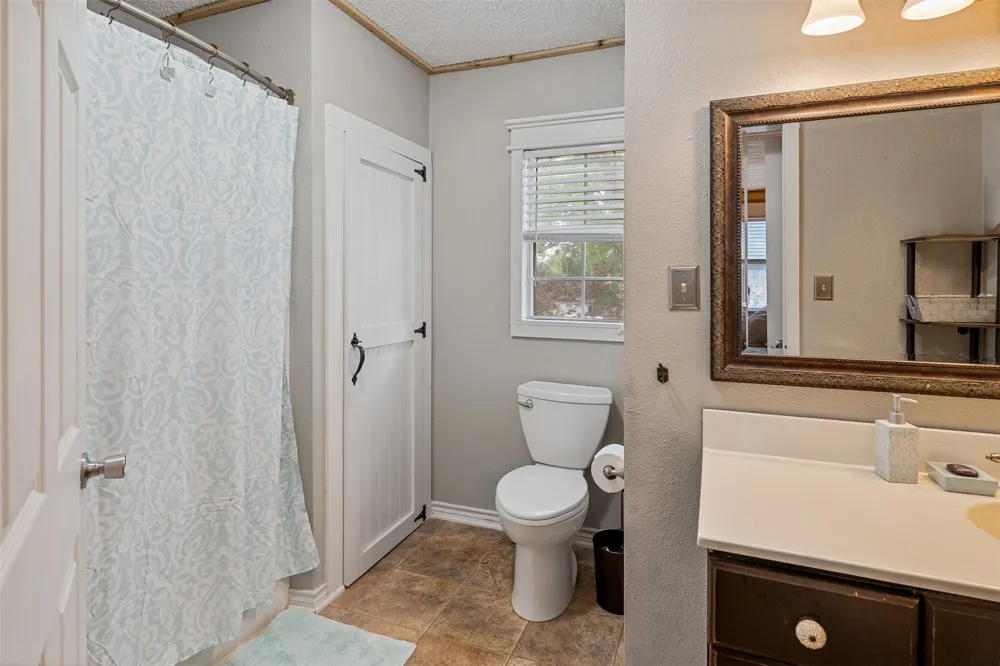 243 Autumn Wood Trail Gun Barrel City, TX 75156