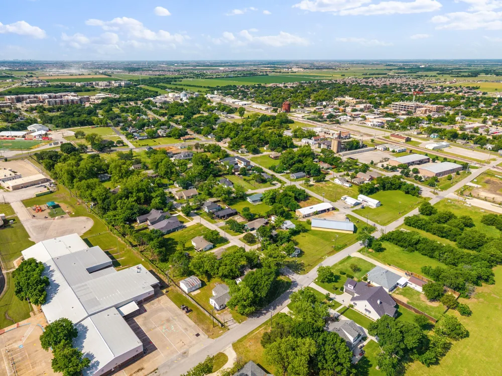 405 E Maple Street Celina, TX 75009