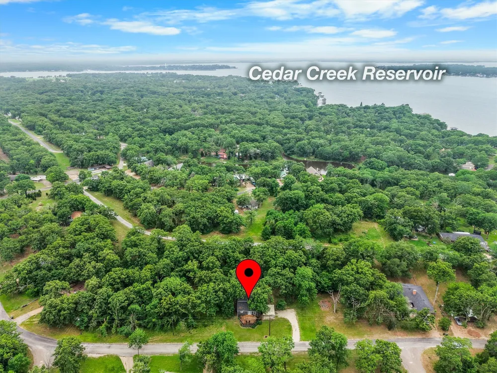 5239 Point Lavista Malakoff, TX 75148
