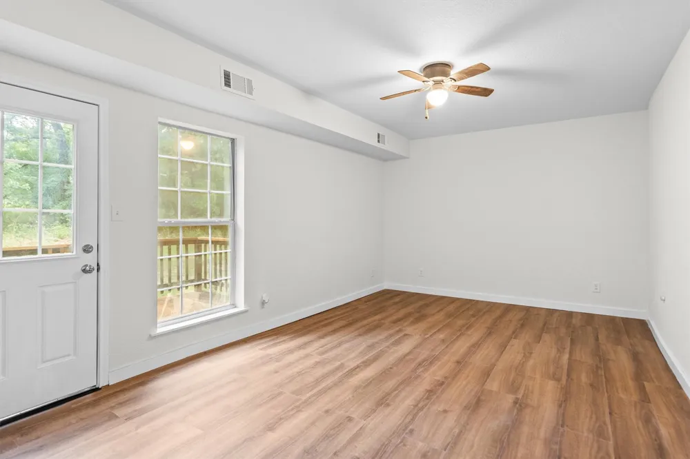 5239 Point Lavista Malakoff, TX 75148