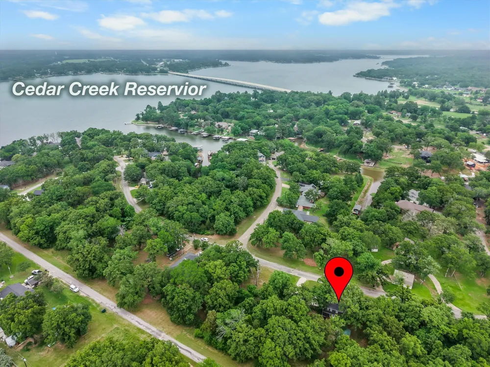 5239 Point Lavista Malakoff, TX 75148