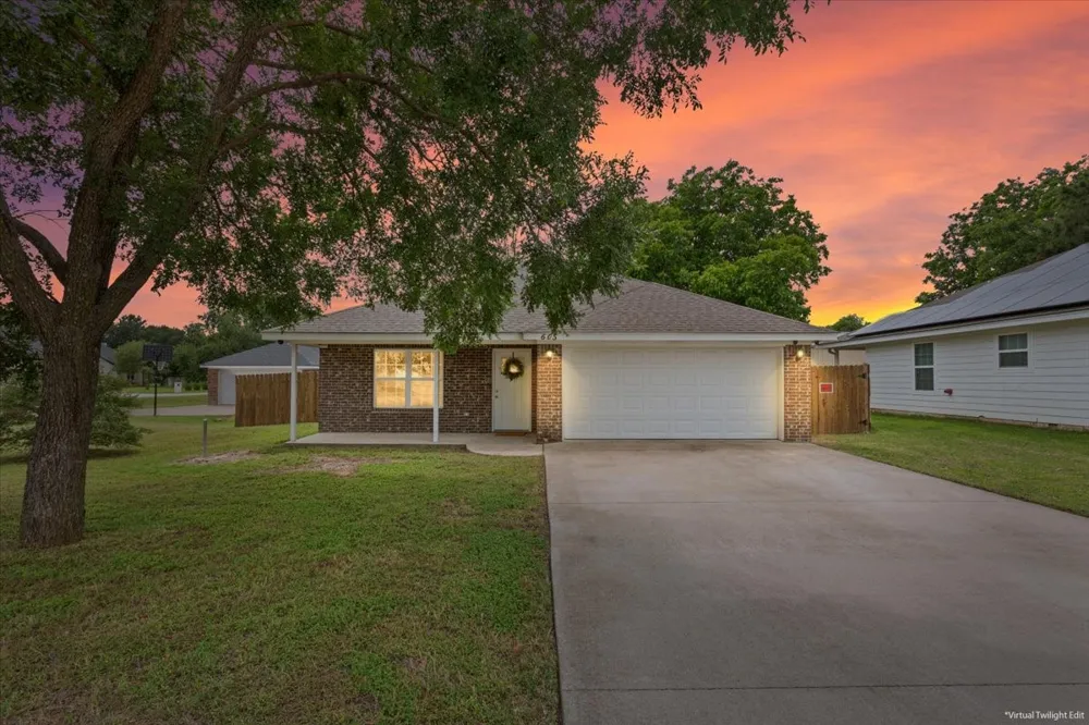 605 Powers Street Lacy Lakeview, TX 76705