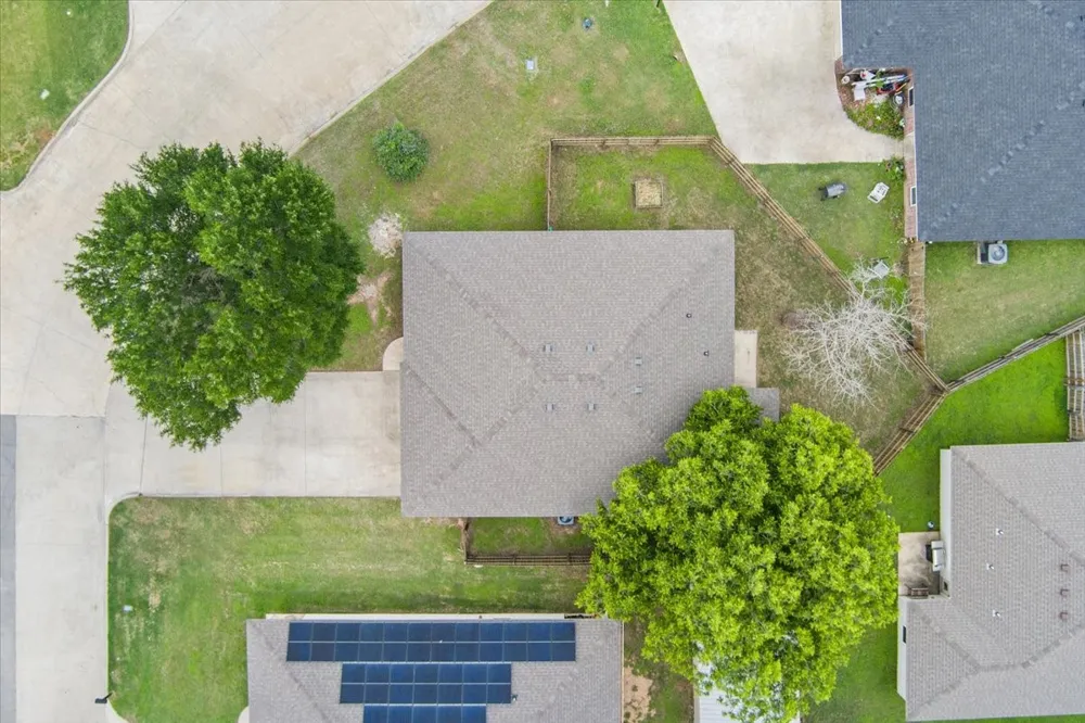 605 Powers Street Lacy Lakeview, TX 76705