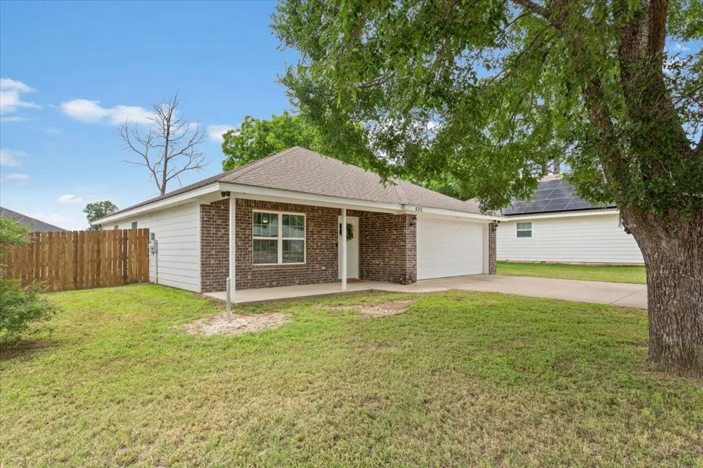 605 Powers Street Lacy Lakeview, TX 76705