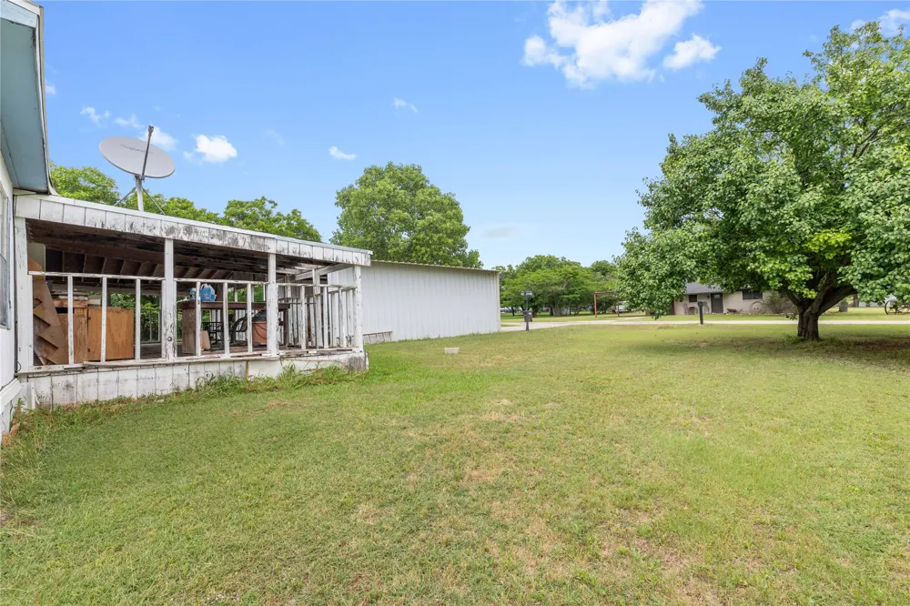 210 7th Street Blanket, TX 76432