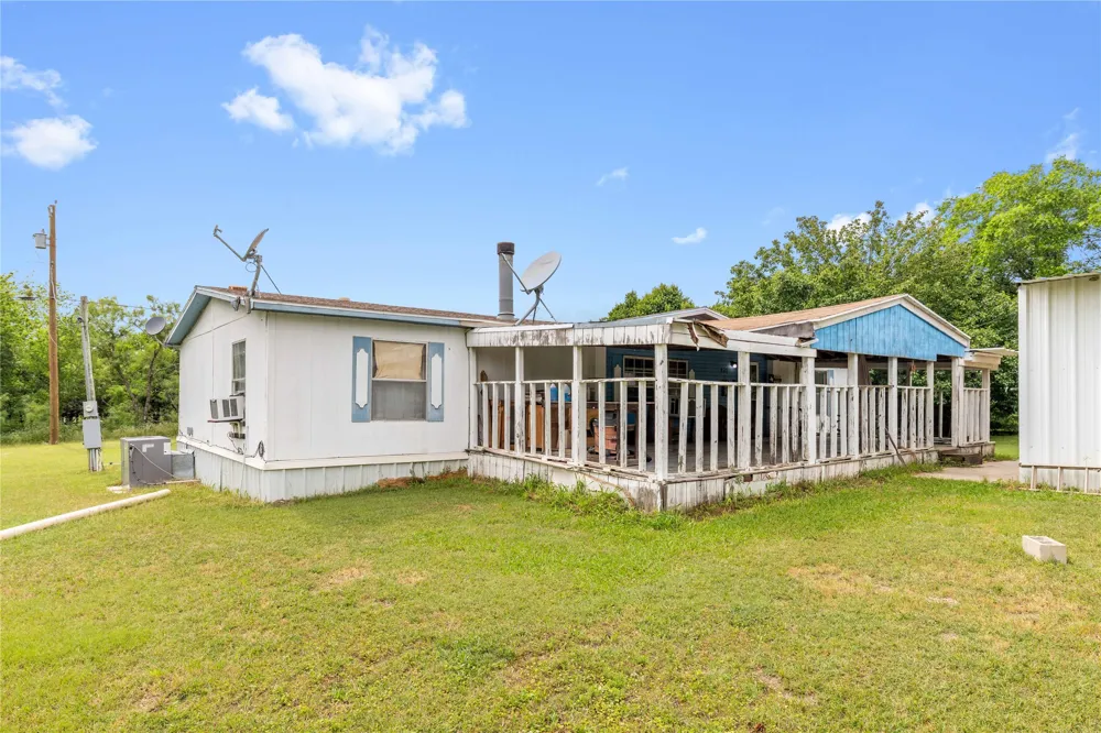 210 7th Street Blanket, TX 76432