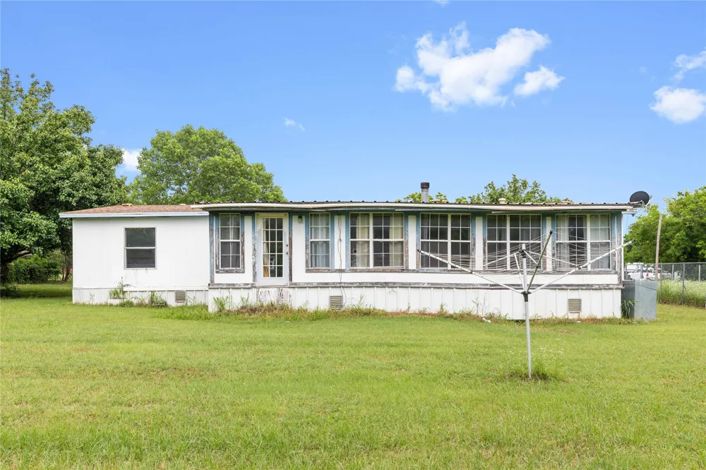 210 7th Street Blanket, TX 76432
