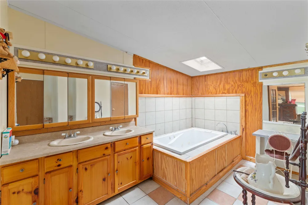210 7th Street Blanket, TX 76432