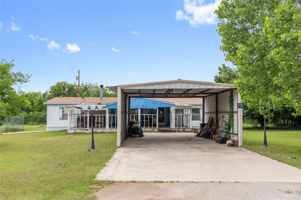 210 7th Street Blanket, TX 76432