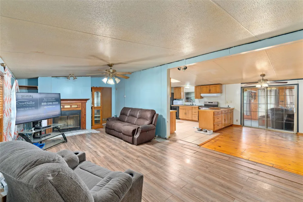 210 7th Street Blanket, TX 76432