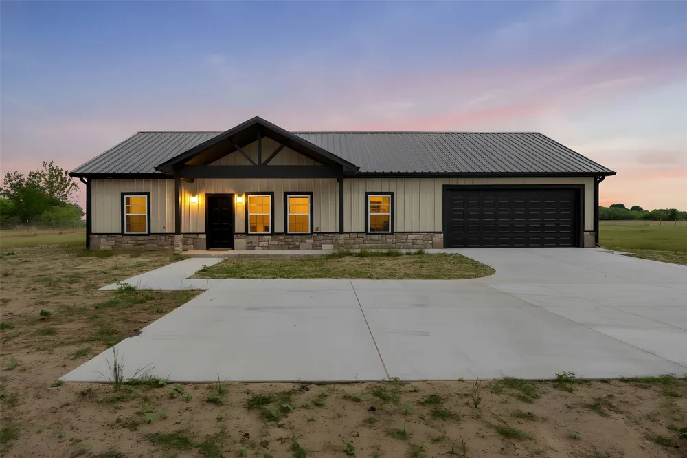 141 Brazier Road Ennis, TX 75119