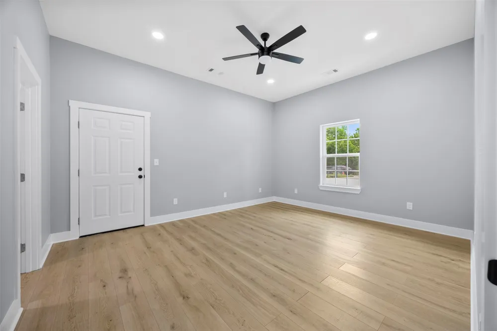 141 Brazier Road Ennis, TX 75119
