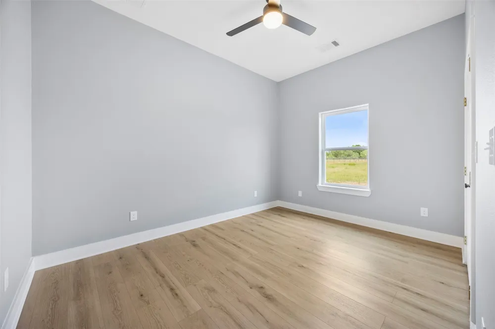 141 Brazier Road Ennis, TX 75119