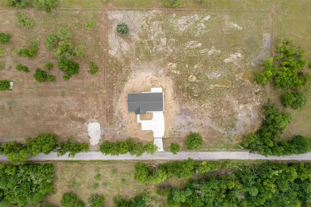 141 Brazier Road Ennis, TX 75119