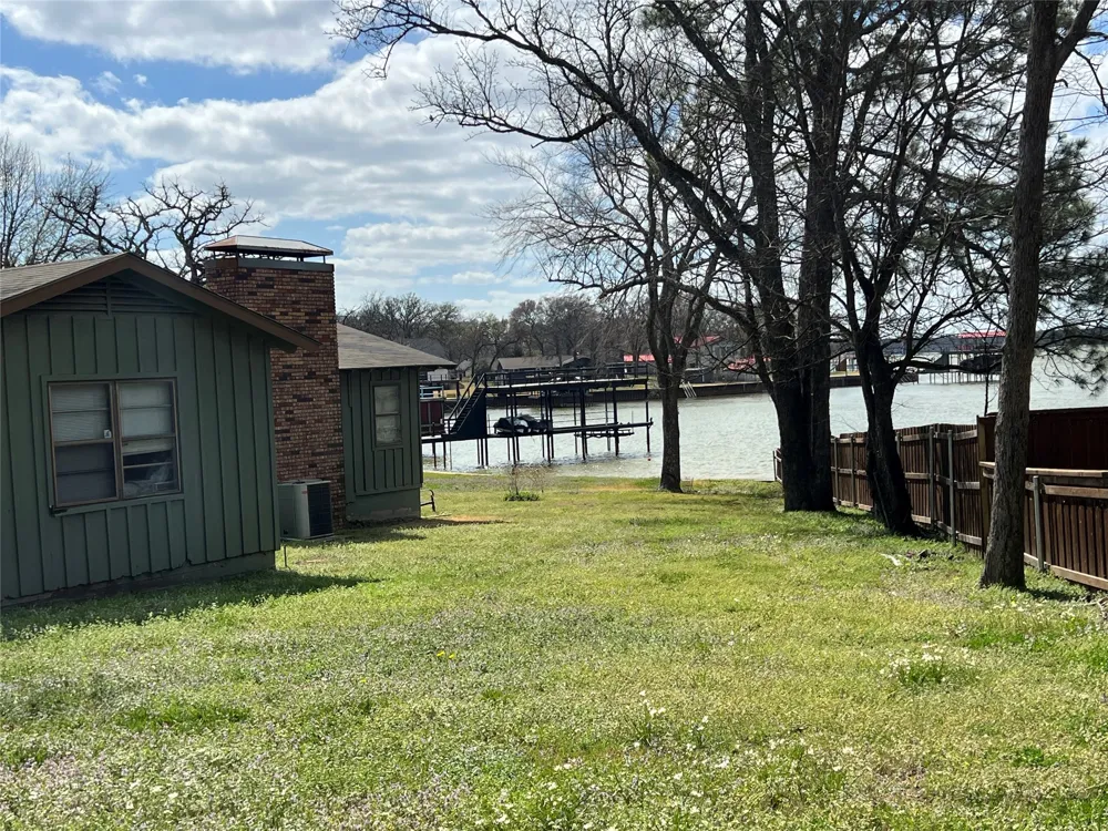 135 Island Park Drive Gun Barrel City, TX 75156