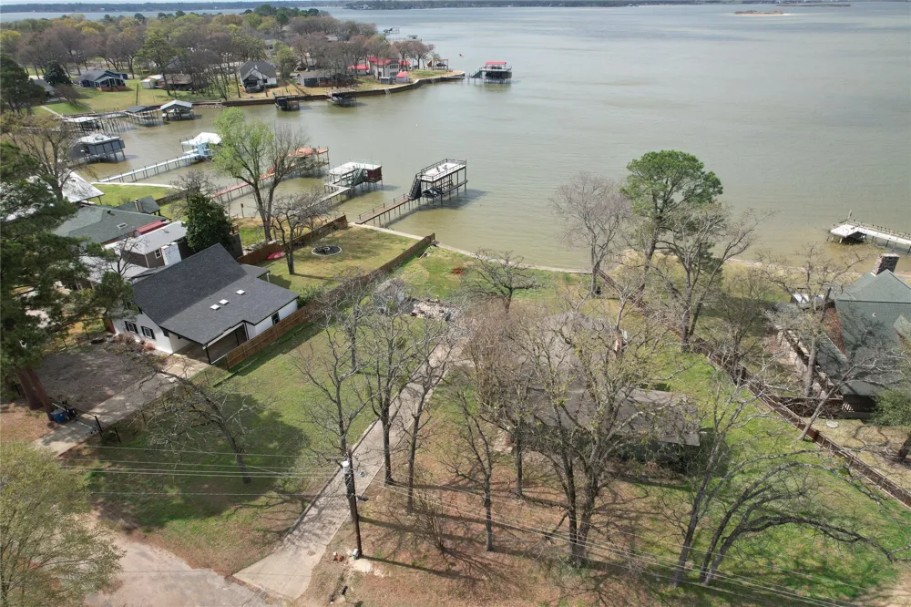 135 Island Park Drive Gun Barrel City, TX 75156
