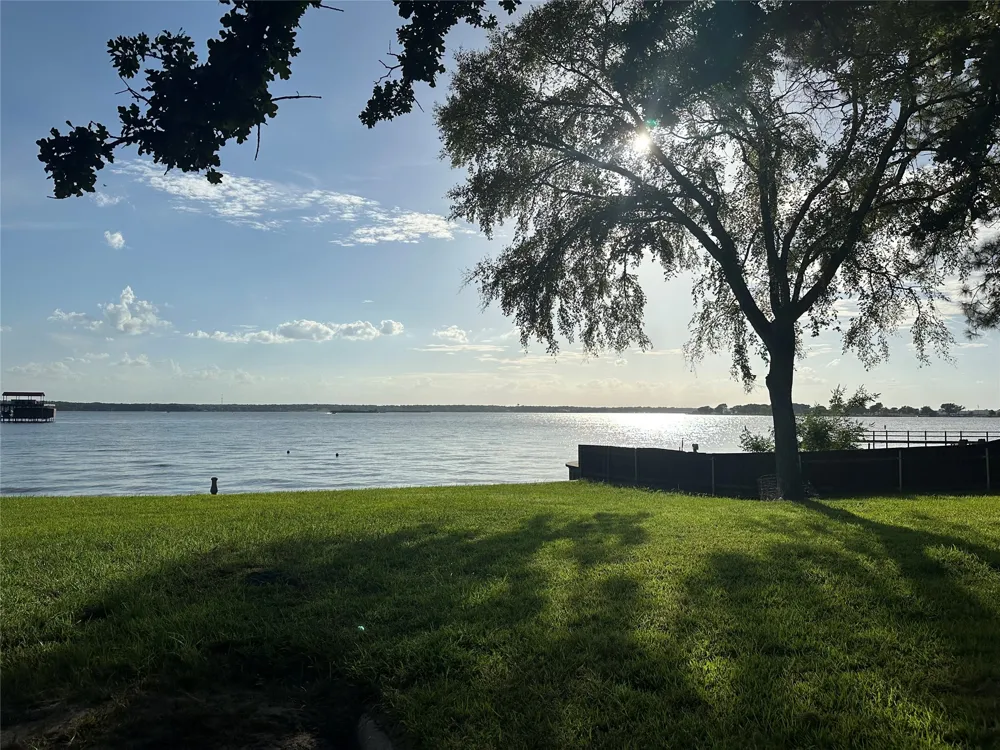 135 Island Park Drive Gun Barrel City, TX 75156